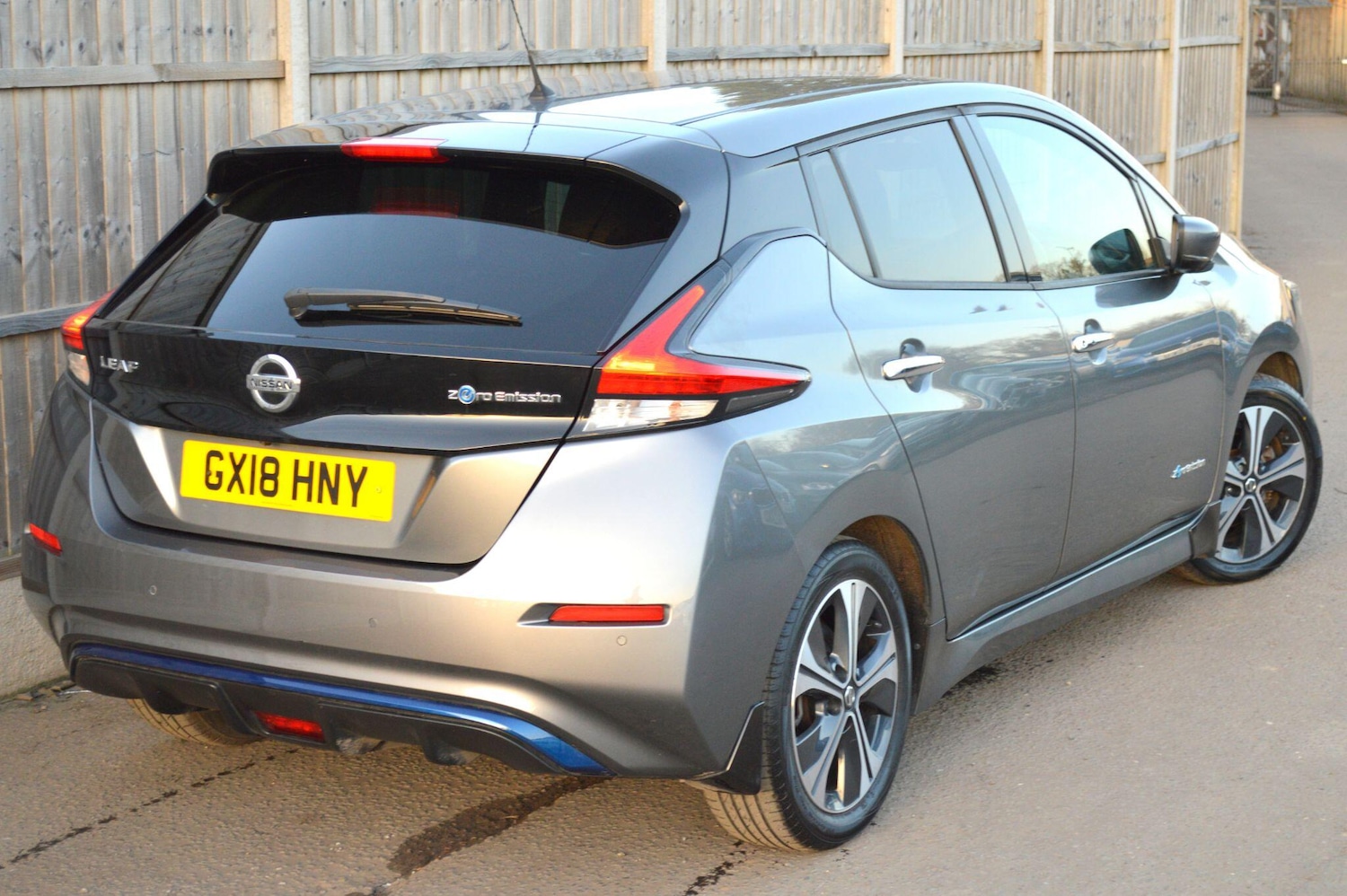 Used Nissan Leaf 2018 for sale - 77098026: Photo 14