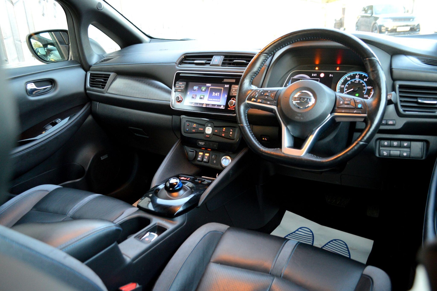 Used Nissan Leaf 2018 for sale - 77098026: Photo 2