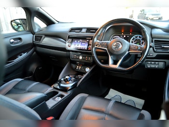 Used Nissan Leaf 2018 for sale - 77098026: Photo