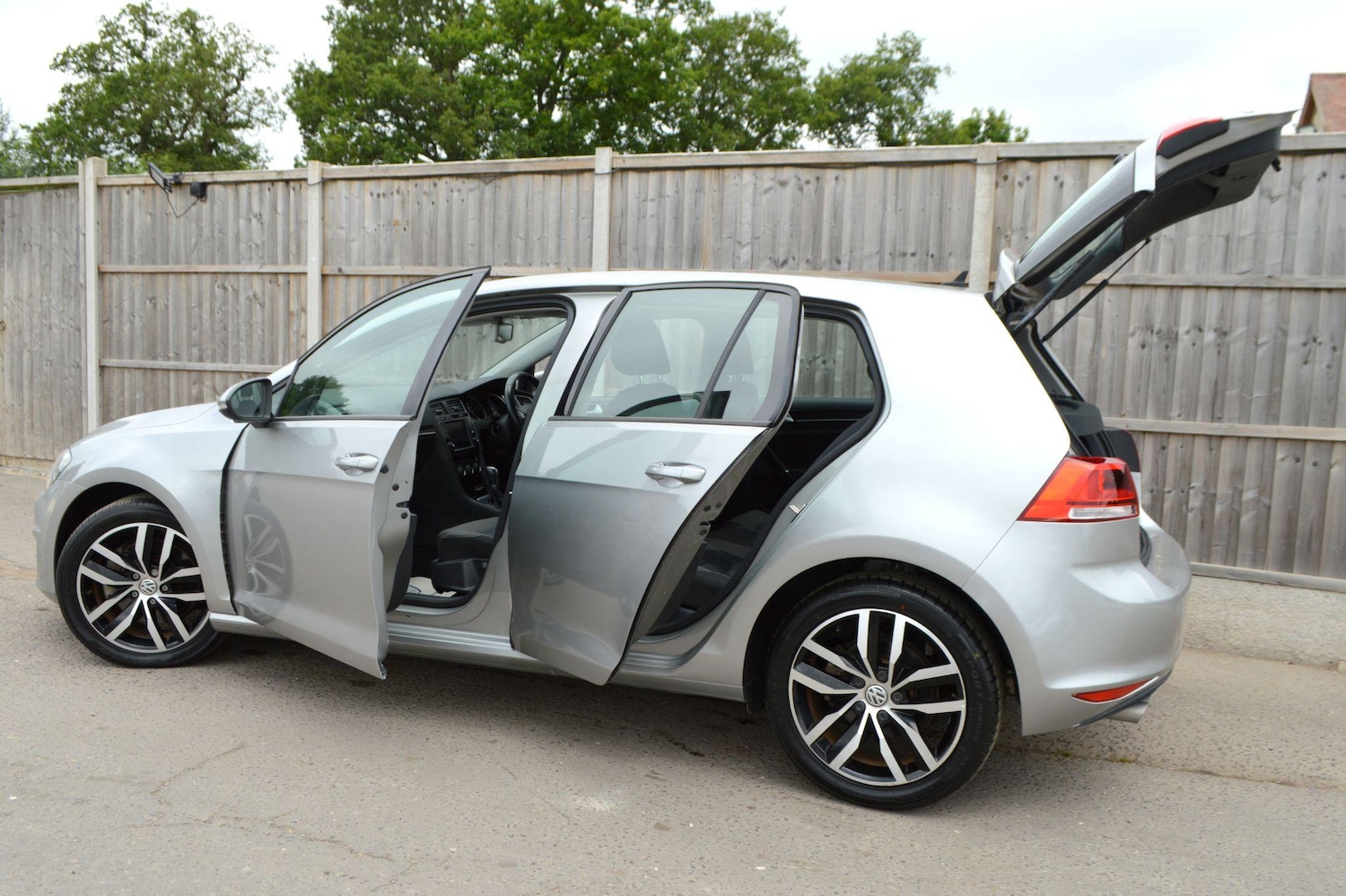 Used Volkswagen Golf 2025 for sale - 76549153: Photo 14