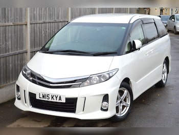 (15) - 7 SEATS 2.4 LEATHER 5-Door