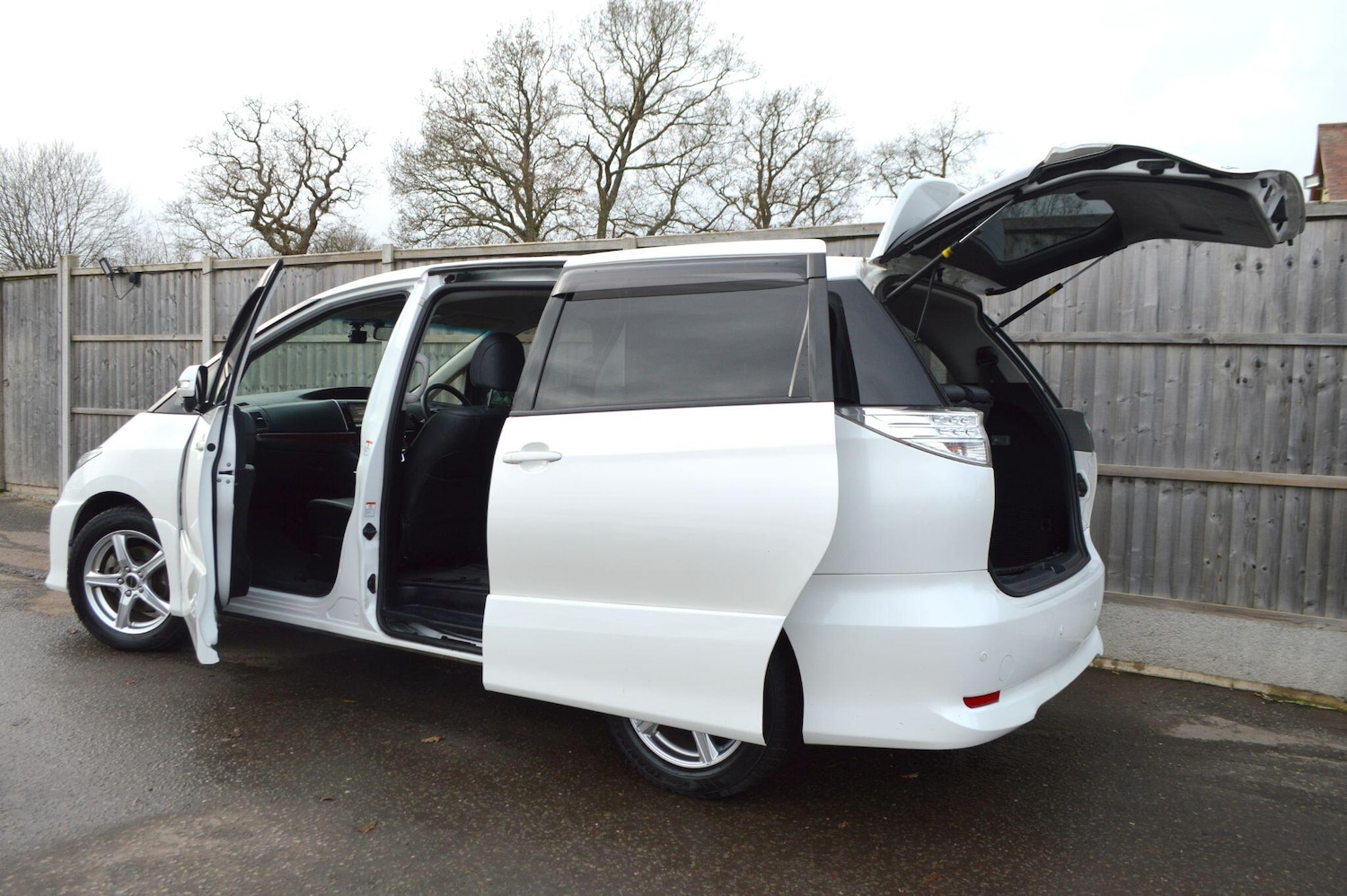 Used Toyota Estima for sale - 76926709: Photo 21