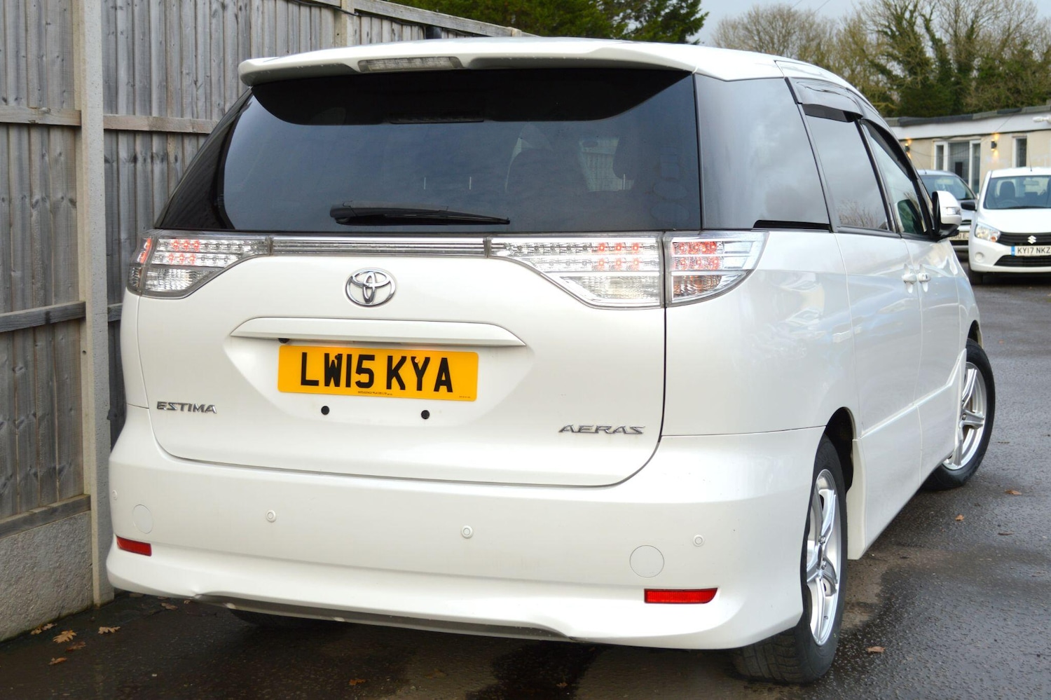 Used Toyota Estima for sale - 76926709: Photo 25