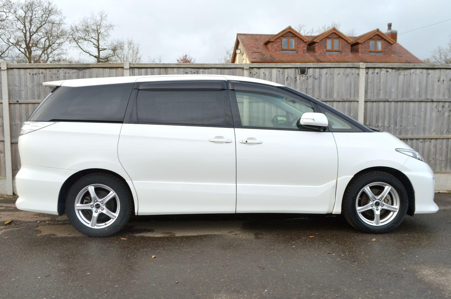 Used Toyota Estima for sale - 76926709: Photo 26