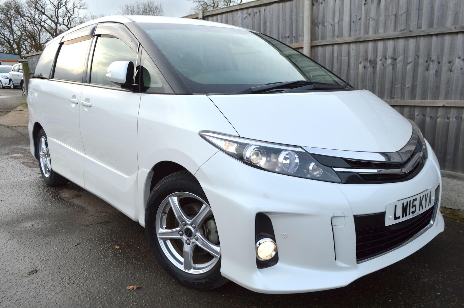 Used Toyota Estima for sale - 76926709: Photo 28