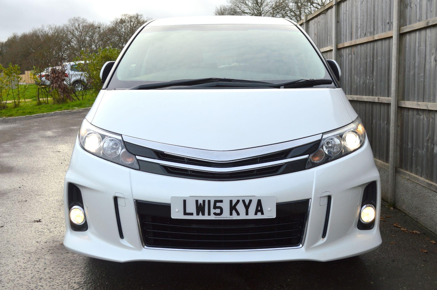 Used Toyota Estima for sale - 76926709: Photo 4