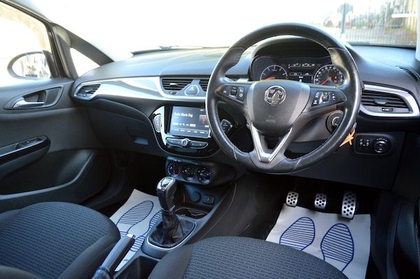 Used Vauxhall Corsa 2017 for sale - 76175605: Photo 2