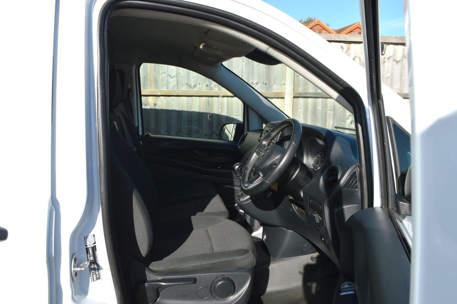 Used Mercedes-Benz Vito 2020 for sale - 76370732: Photo 2