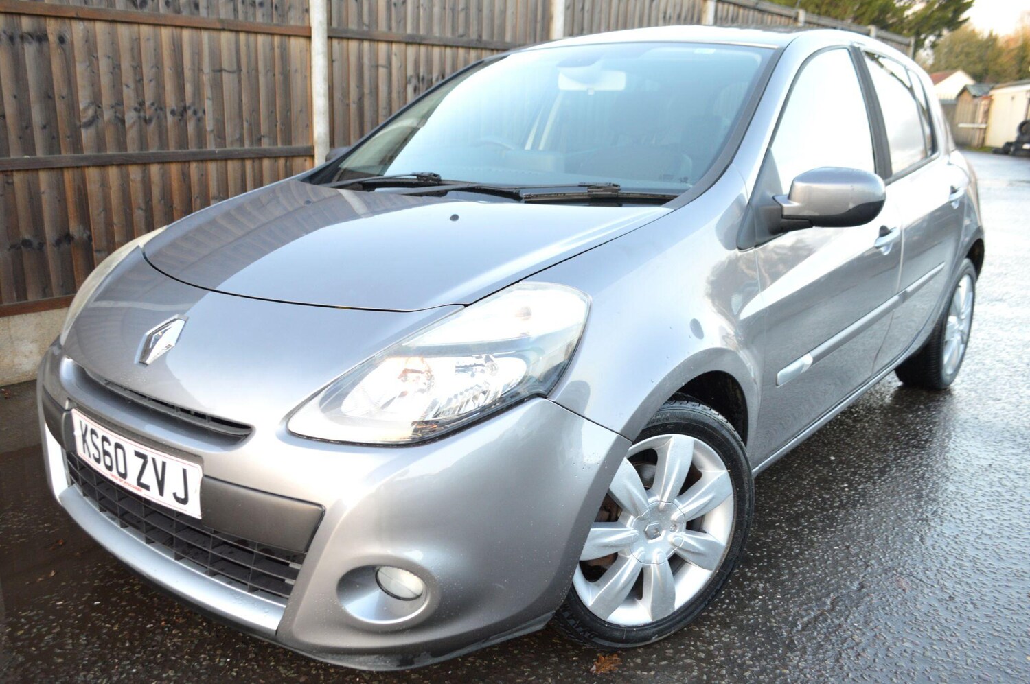 Used Renault Clio 2010 for sale - 76823577: Photo 20