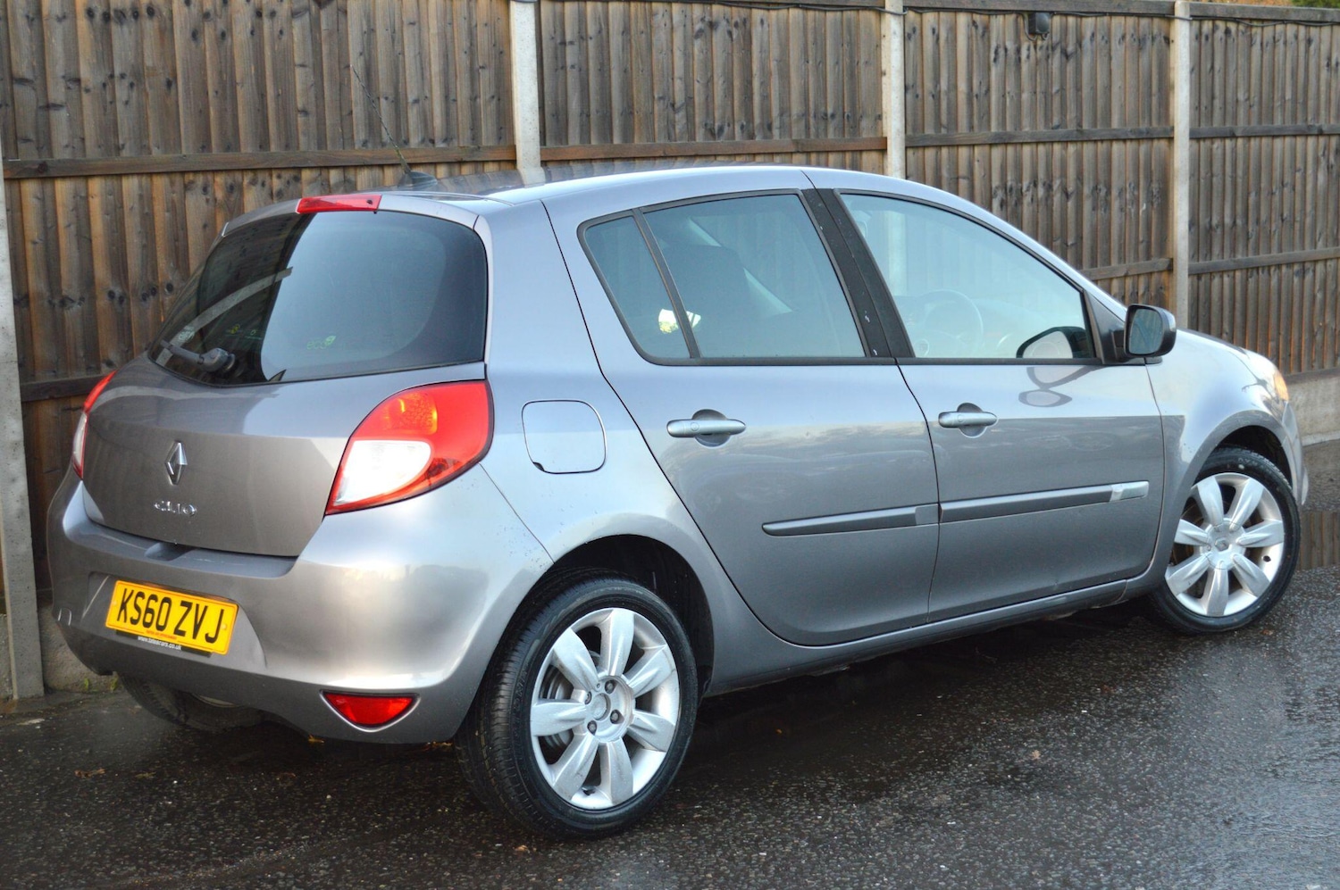 Used Renault Clio 2010 for sale - 76823577: Photo 22