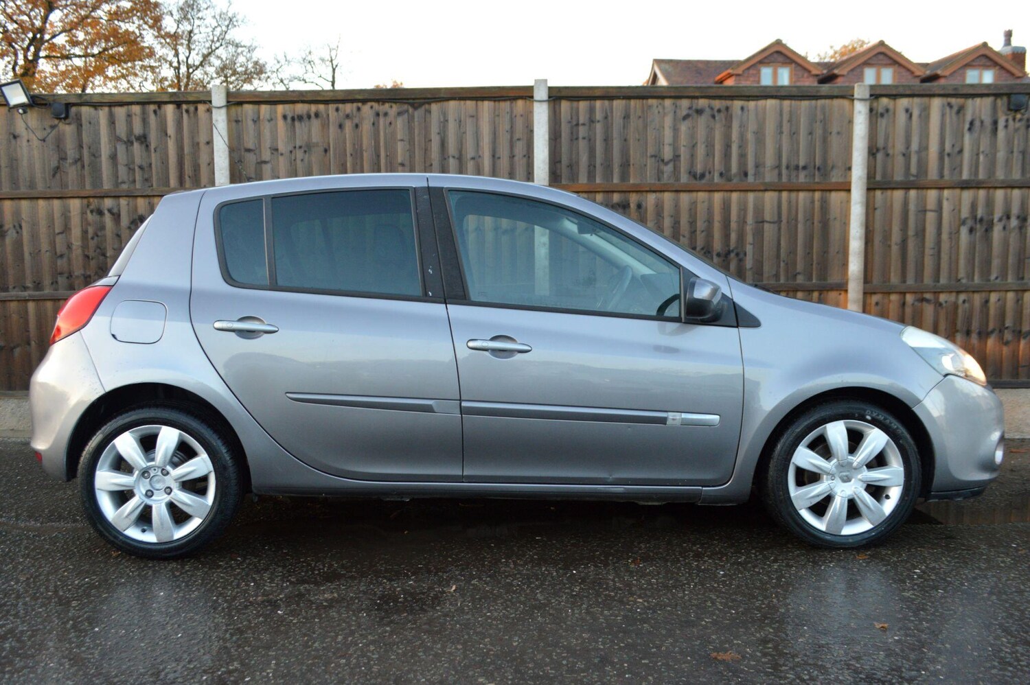 Used Renault Clio 2010 for sale - 76823577: Photo 26