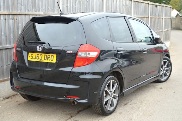 Used Honda Jazz 2013 for sale - 76239885: Photo 10