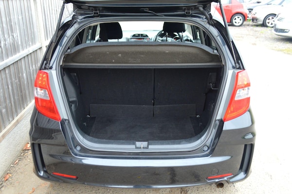 Used Honda Jazz 2013 for sale - 76239885: Photo 11