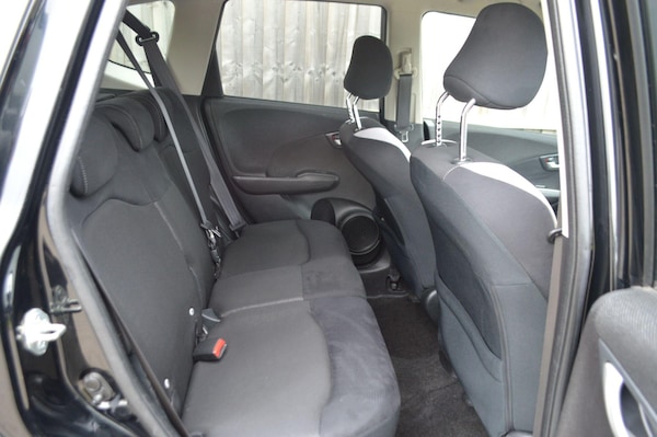 Used Honda Jazz 2013 for sale - 76239885: Photo 9