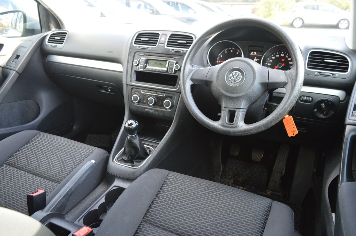 Used Volkswagen Golf 2009 for sale - 76898265: Photo 2