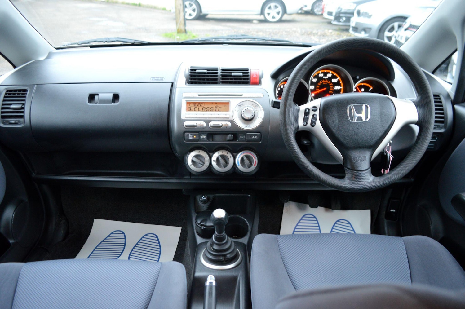 Used Honda Jazz 2005 for sale - 77550426: Photo 2