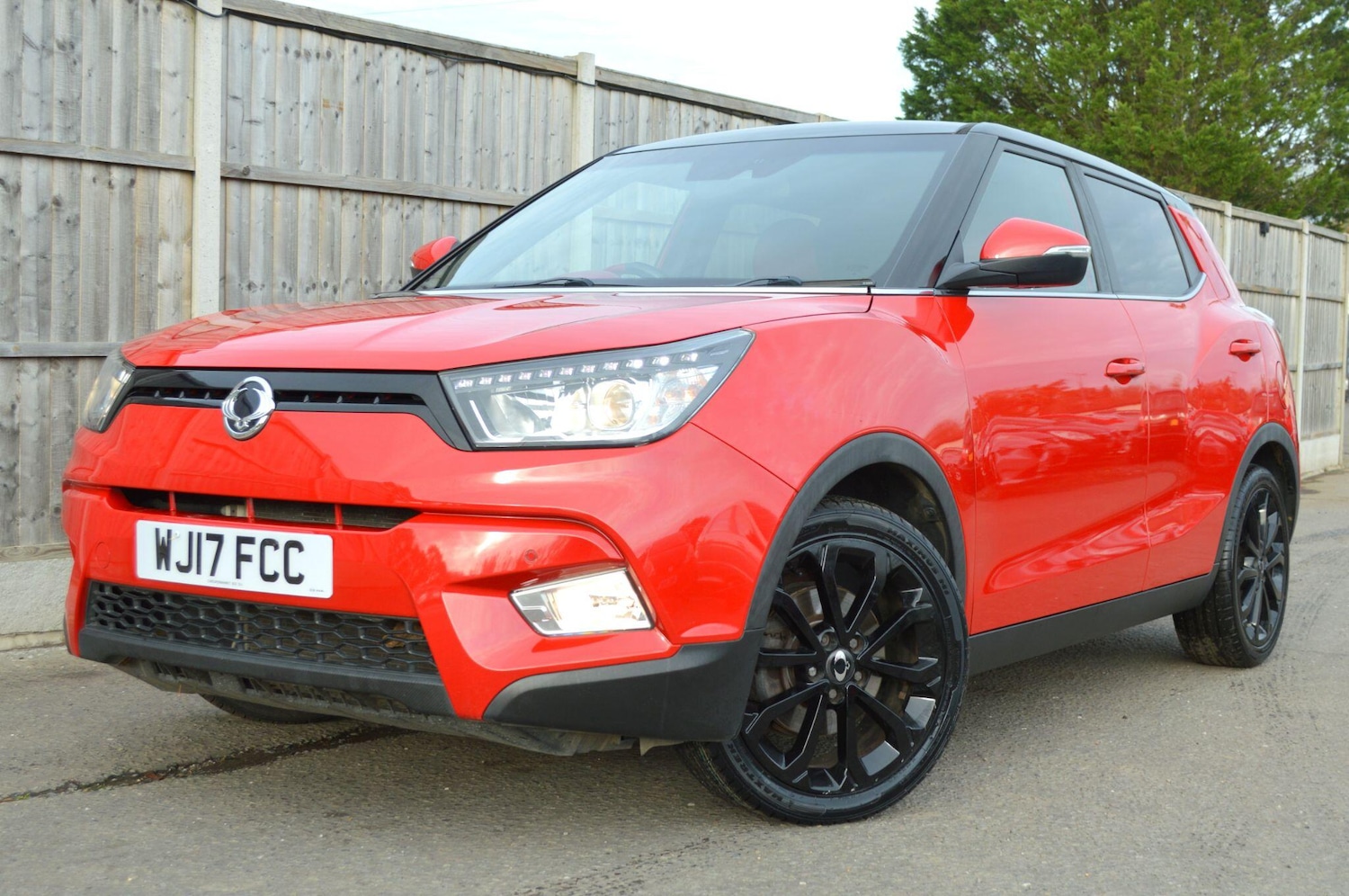 Used Ssangyong Tivoli 2017 for sale - 76485893: Photo 3