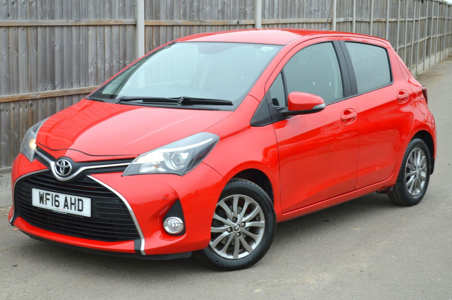 Used Toyota Yaris 2016 for sale - 76239680: Photo 22