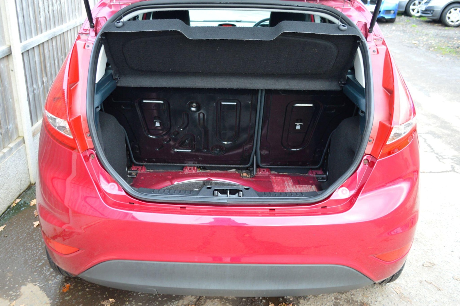 Used Ford Fiesta 2010 for sale - 76912658: Photo 11