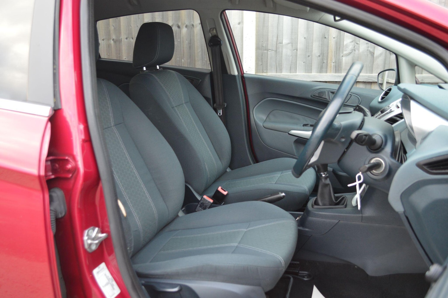 Used Ford Fiesta 2010 for sale - 76912658: Photo 14