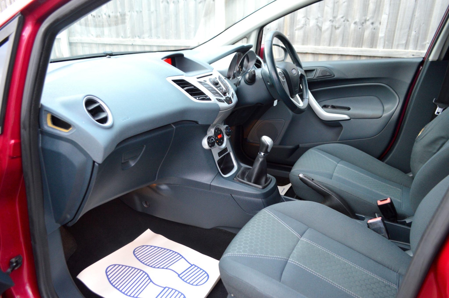 Used Ford Fiesta 2010 for sale - 76912658: Photo 17