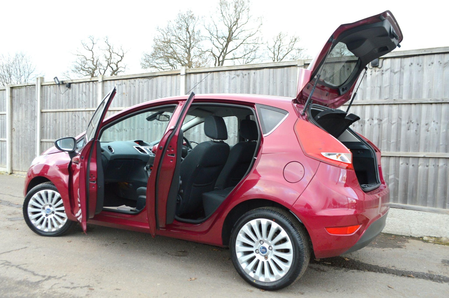 Used Ford Fiesta 2010 for sale - 76912658: Photo 20