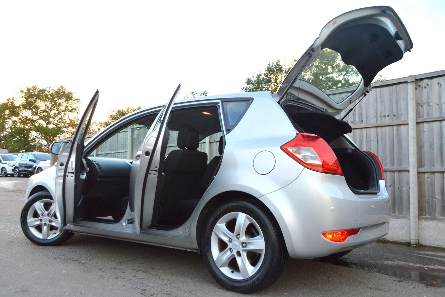 Used Kia Ceed 2010 for sale - 76499700: Photo 13