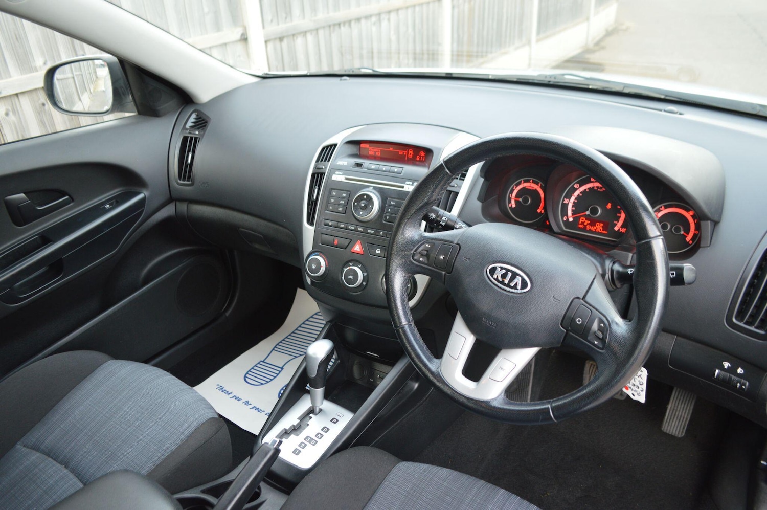 Used Kia Ceed 2010 for sale - 76499700: Photo 2