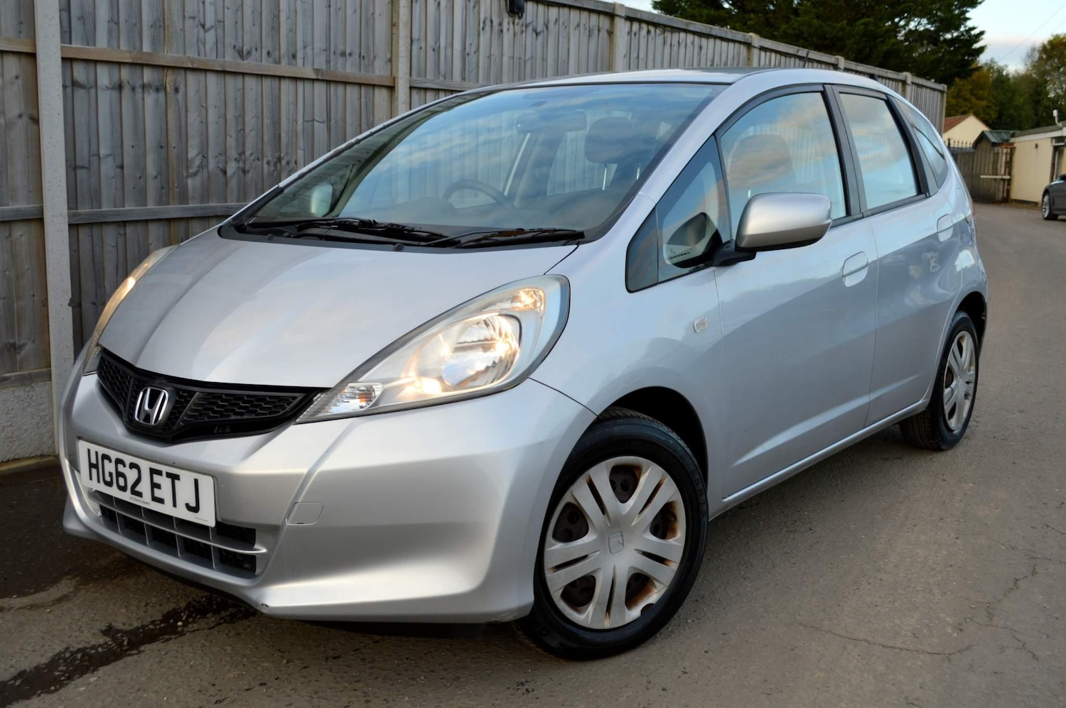 Used Honda Jazz 2012 for sale - 76270985: Photo 1