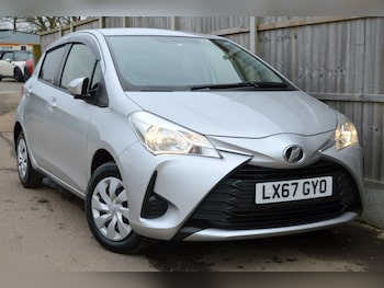 Used Toyota Vitz 2017 for sale - 76457230: Photo