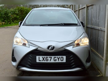 Used Toyota Vitz 2017 for sale - 76457230: Photo