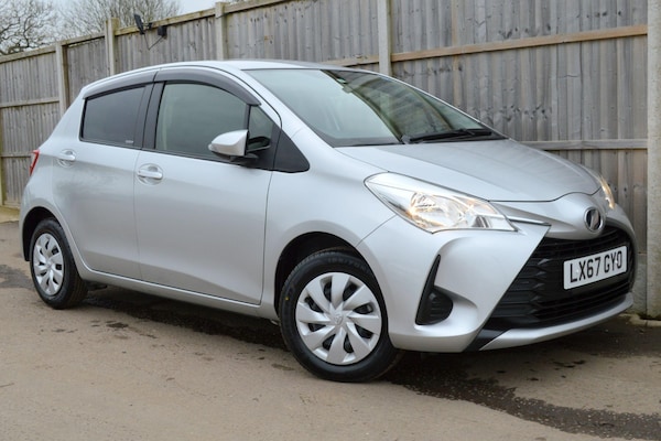 Used Toyota Vitz for sale - 73742199: Photo 14