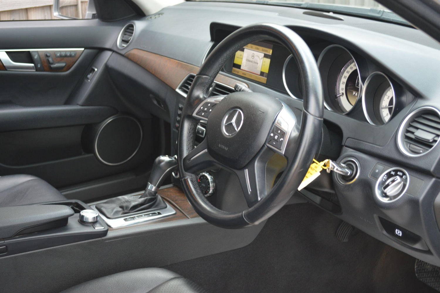 Used Mercedes-Benz C Class 2011 for sale - 76701200: Photo 18