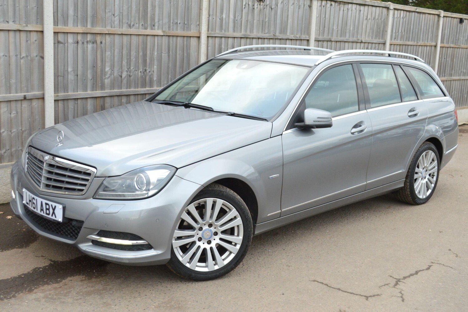 Used Mercedes-Benz C Class 2011 for sale - 76701200: Photo 21