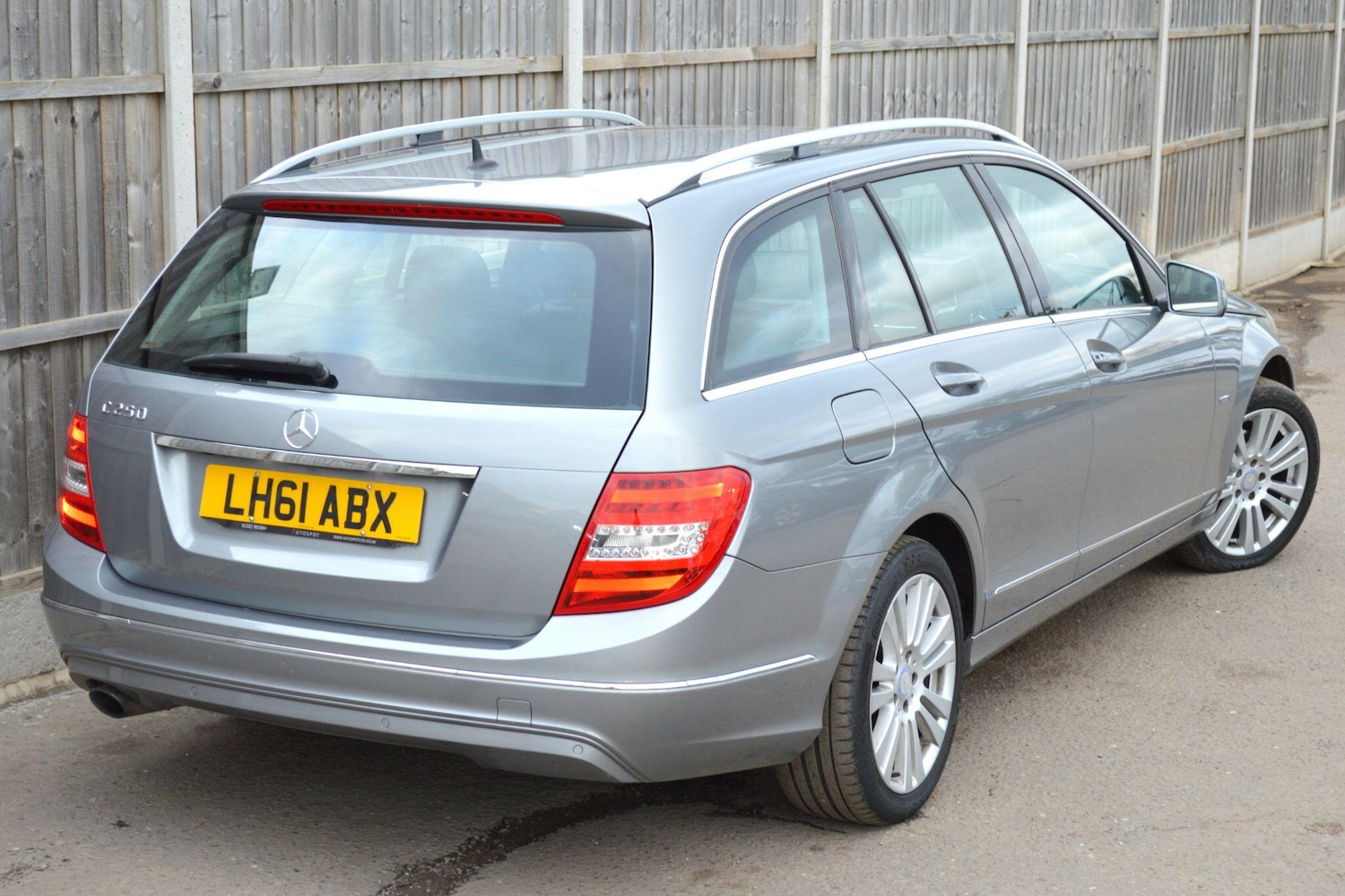 Used Mercedes-Benz C Class 2011 for sale - 76701200: Photo 22