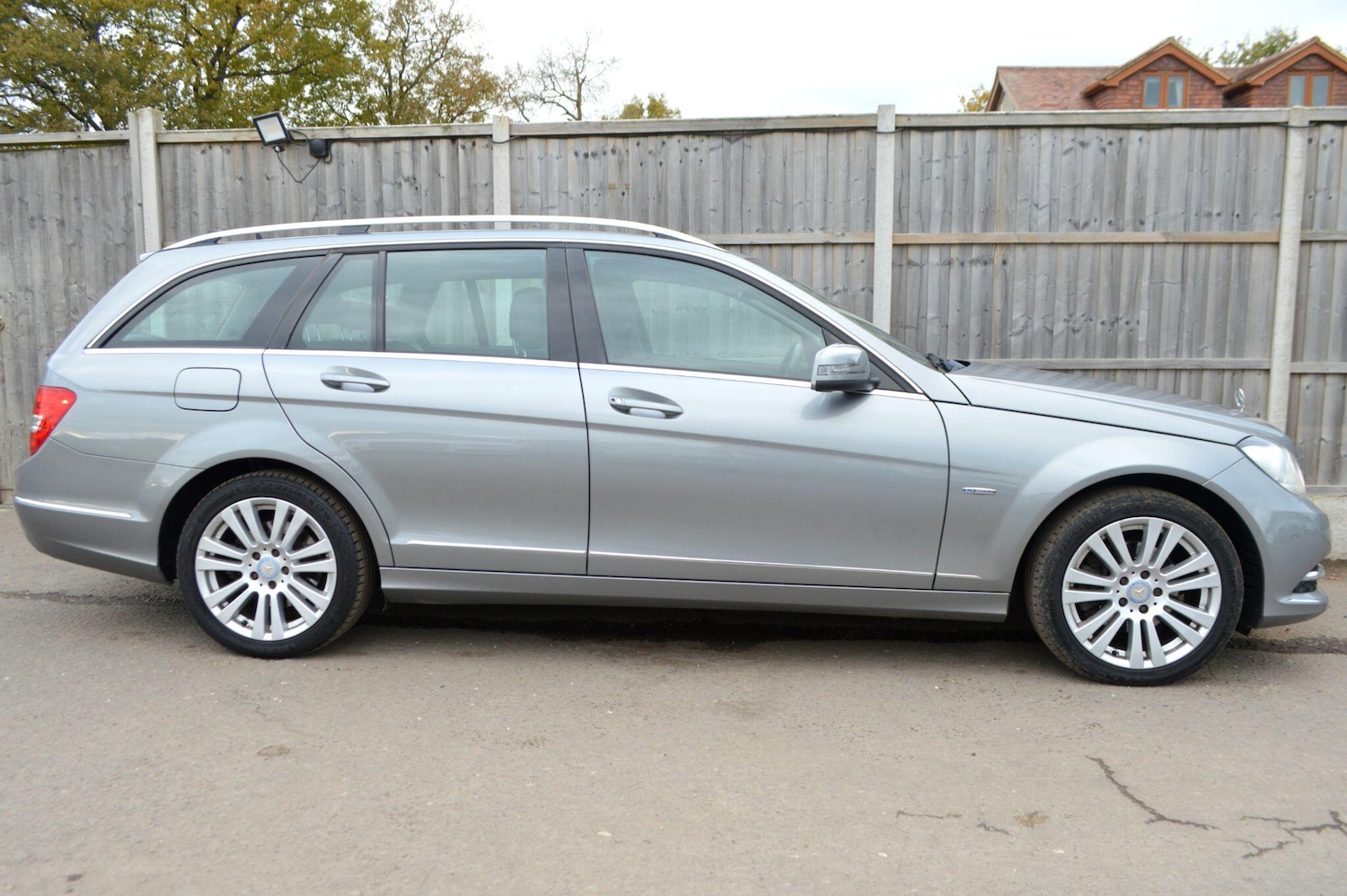 Used Mercedes-Benz C Class 2011 for sale - 76701200: Photo 25