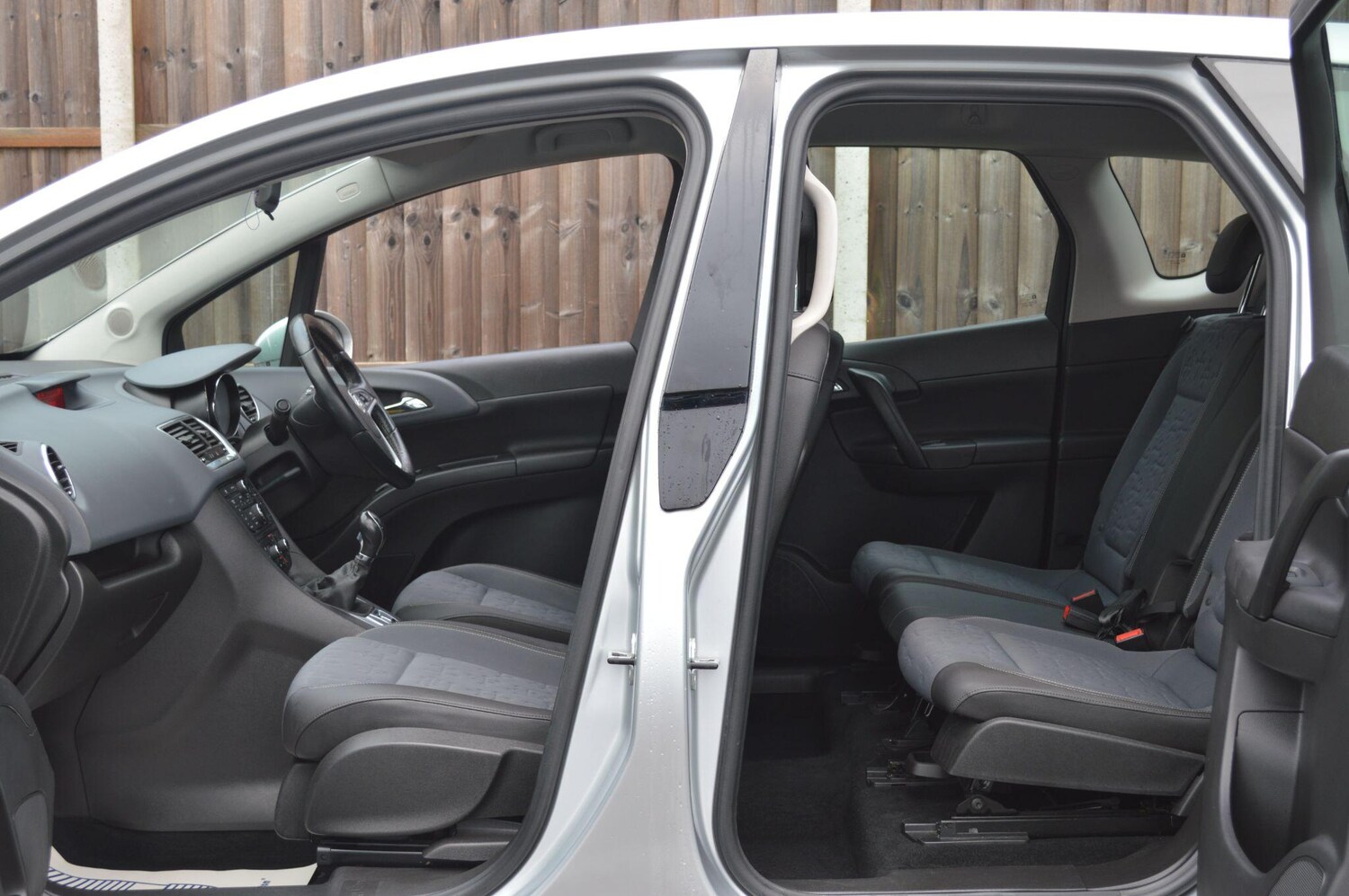 Used Vauxhall Meriva 2014 for sale - 77479268: Photo 19