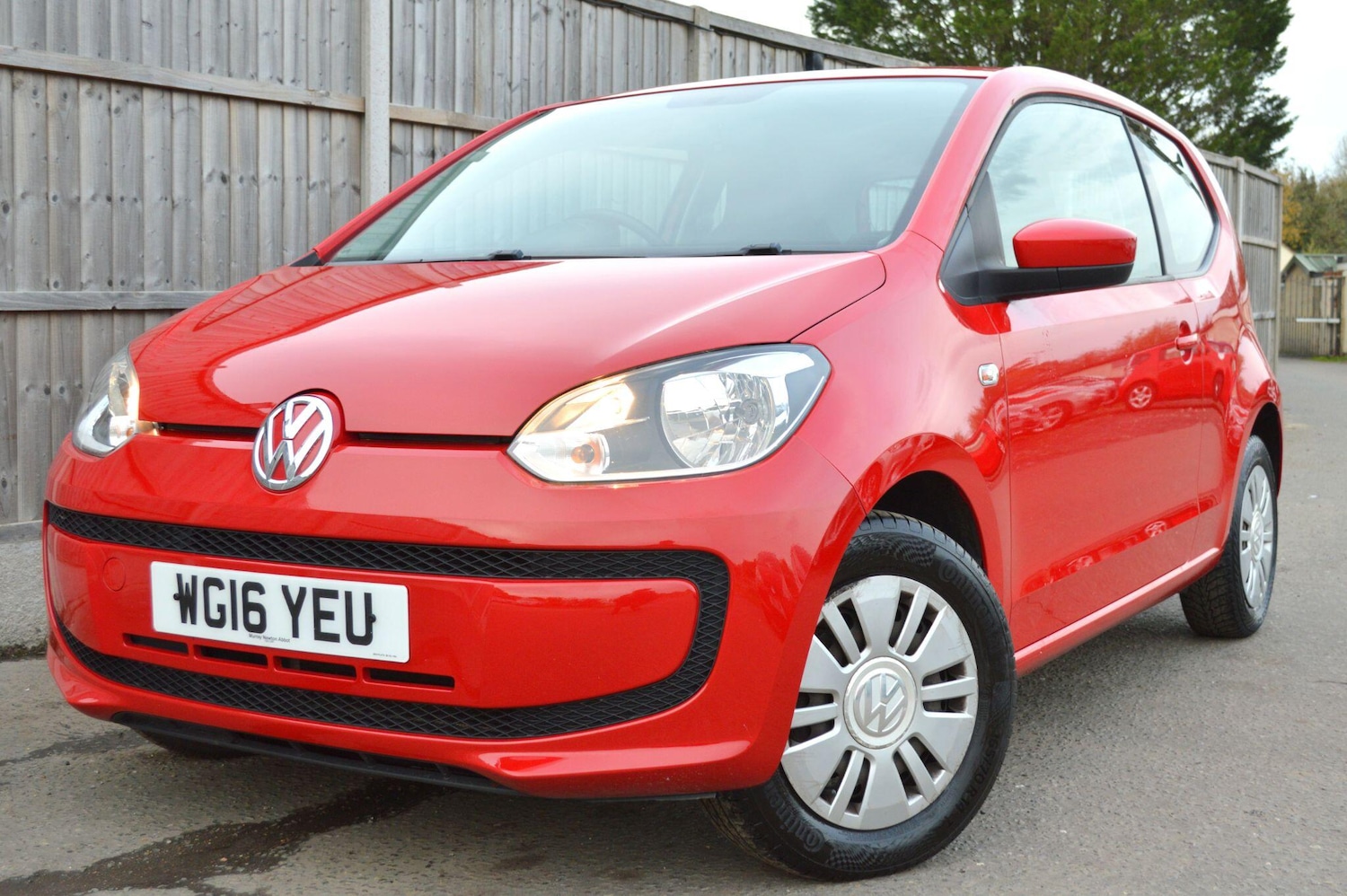 Used Volkswagen up! 2016 for sale - 76424856: Photo 1