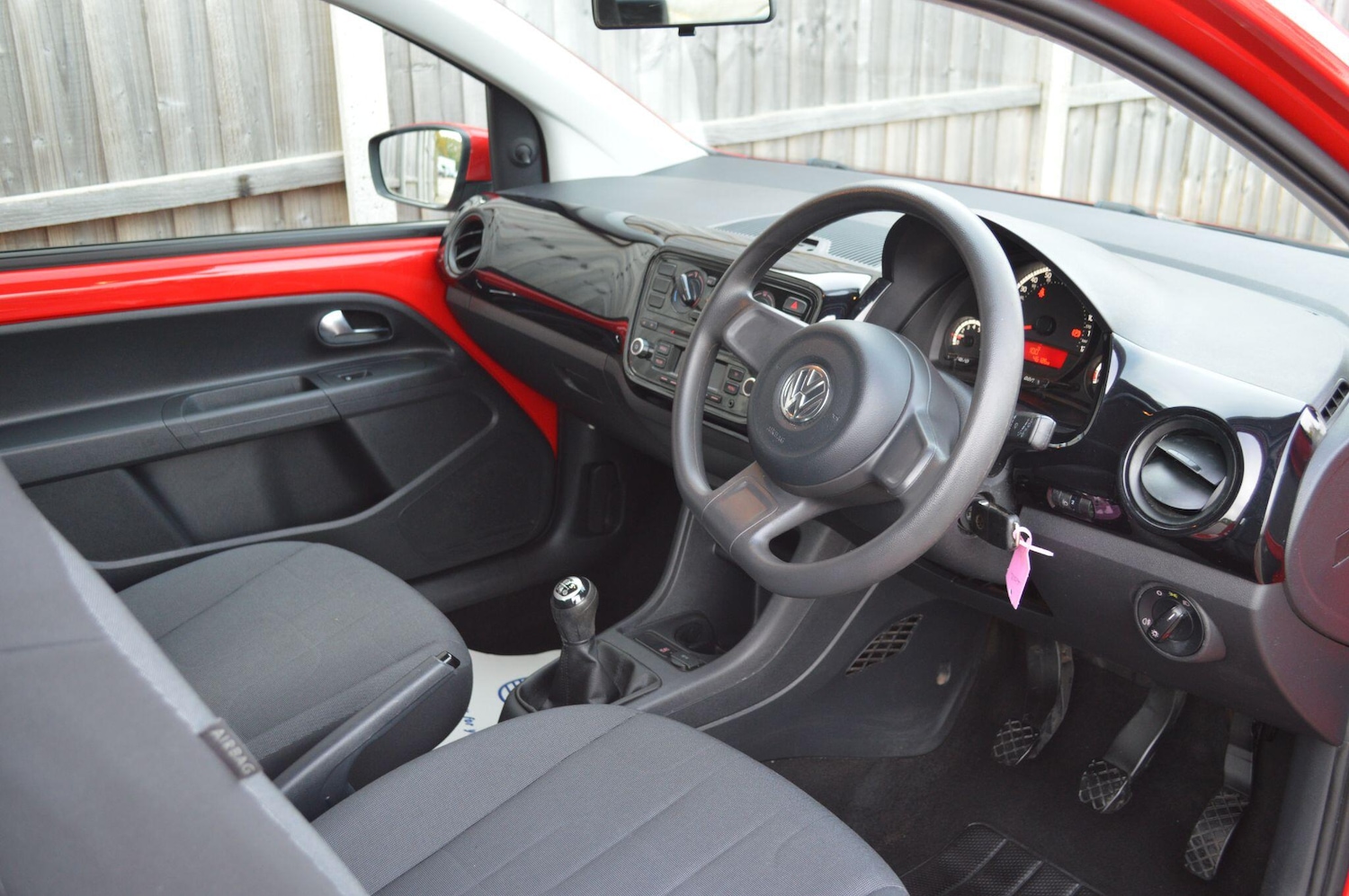 Used Volkswagen up! 2016 for sale - 76424856: Photo 14