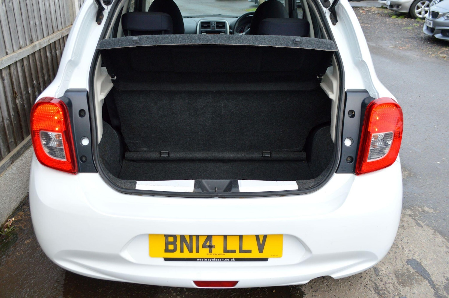 Used Nissan Micra 2014 for sale - 77215852: Photo 11