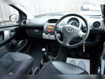 Used Toyota AYGO 2012 for sale - 77396175: Photo