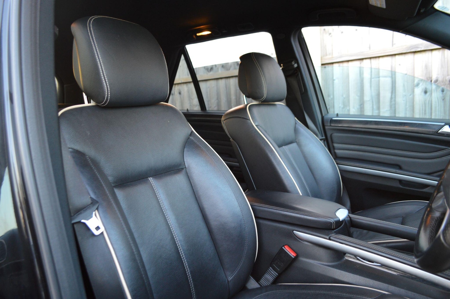 Used Mercedes-Benz M Class 2011 for sale - 77683601: Photo 11