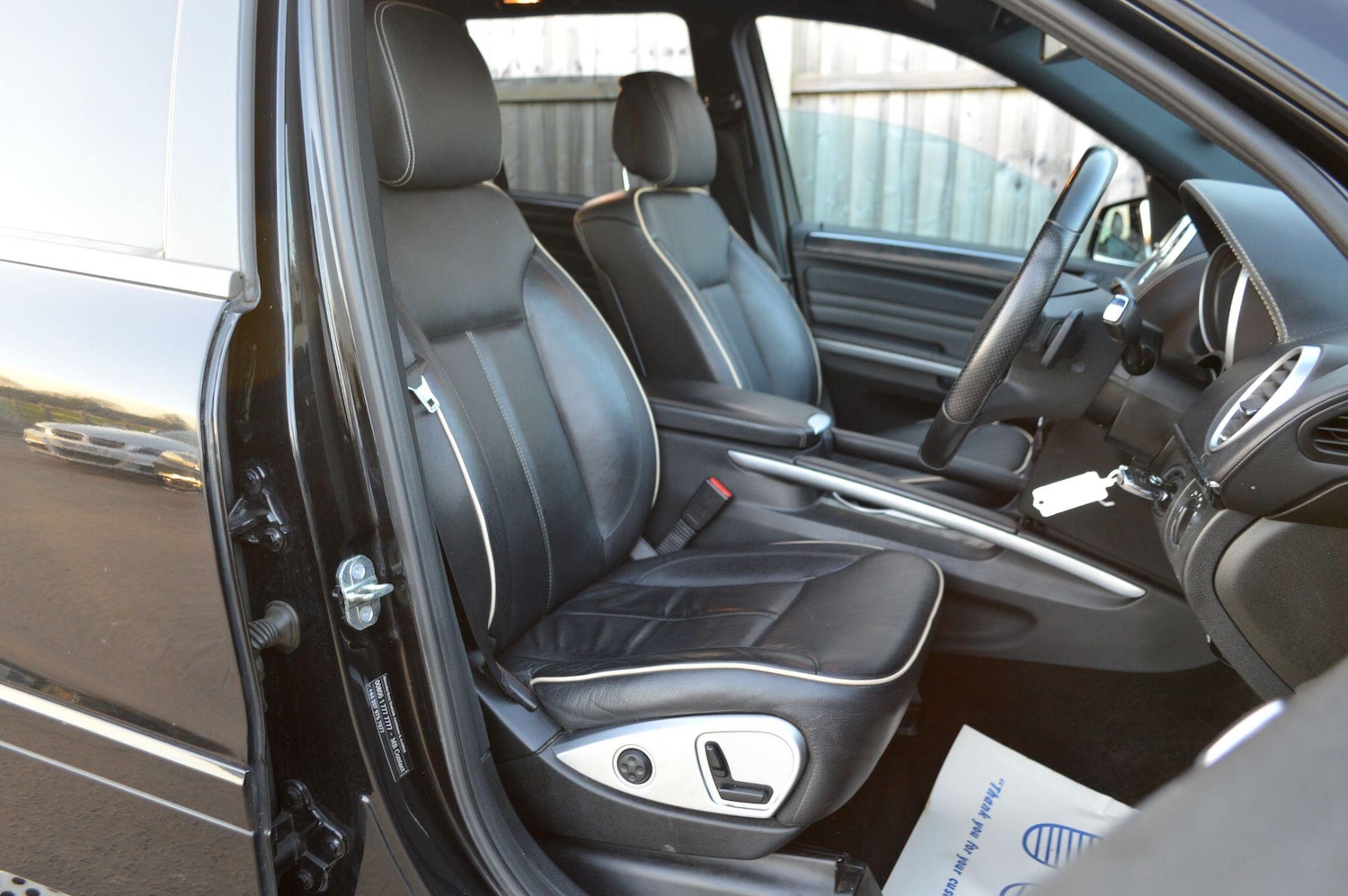 Used Mercedes-Benz M Class 2011 for sale - 77683601: Photo 19