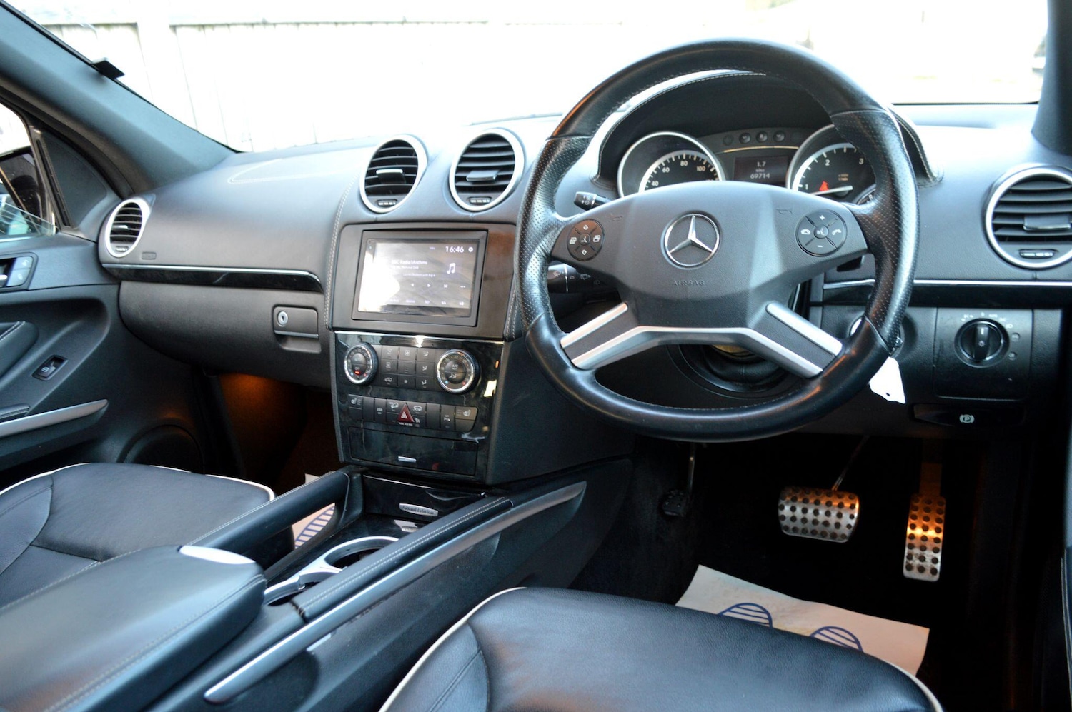 Used Mercedes-Benz M Class 2011 for sale - 77683601: Photo 21