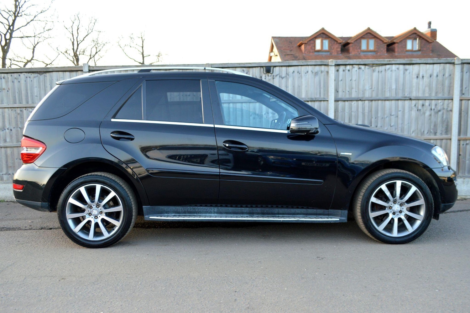 Used Mercedes-Benz M Class 2011 for sale - 77683601: Photo 30