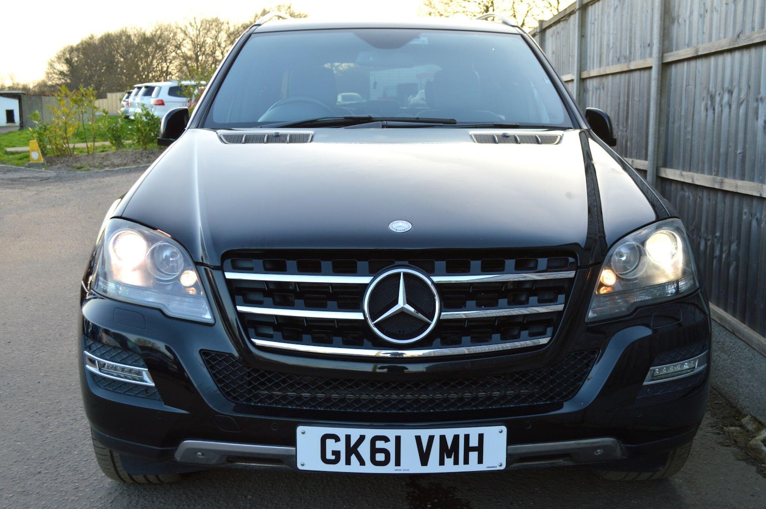 Used Mercedes-Benz M Class 2011 for sale - 77683601: Photo 4