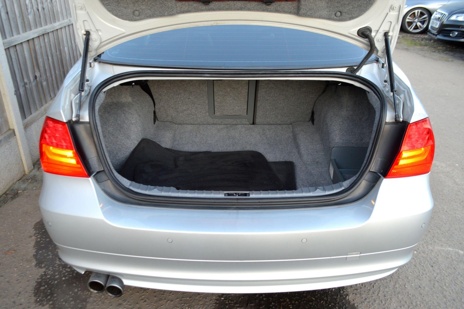 Used BMW 3 Series 2025 for sale - 77090959: Photo 17