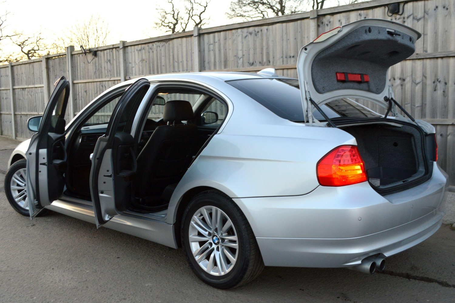 Used BMW 3 Series 2025 for sale - 77090959: Photo 23