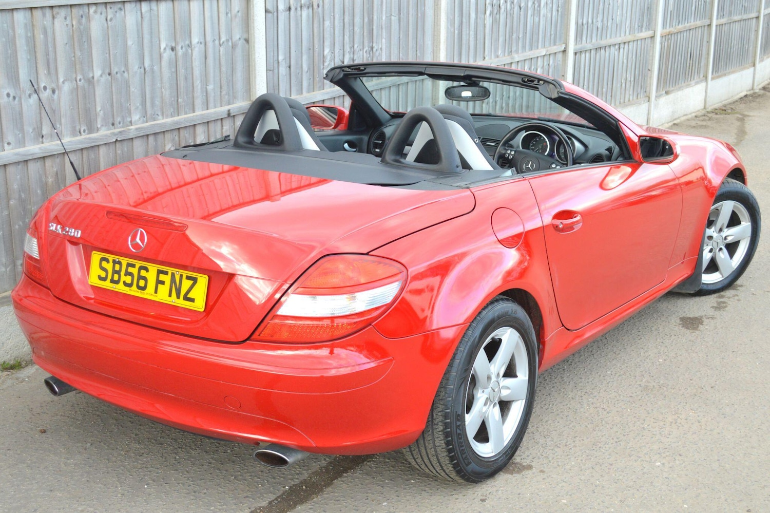 Used Mercedes-Benz SLK 2007 for sale - 78087074: Photo 21