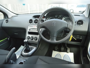 Used Peugeot 308 2009 for sale - 75600932: Photo